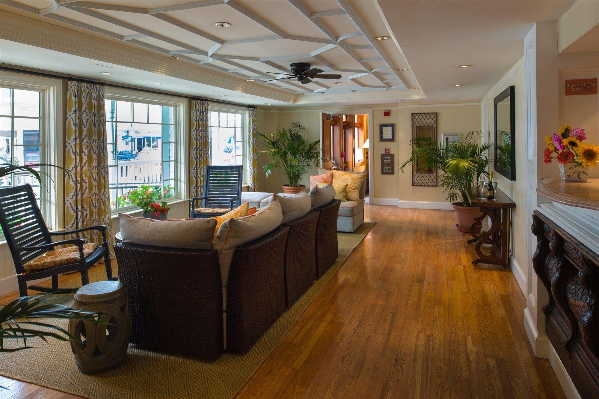 Mansion House Inn Vineyard Haven Exterior foto